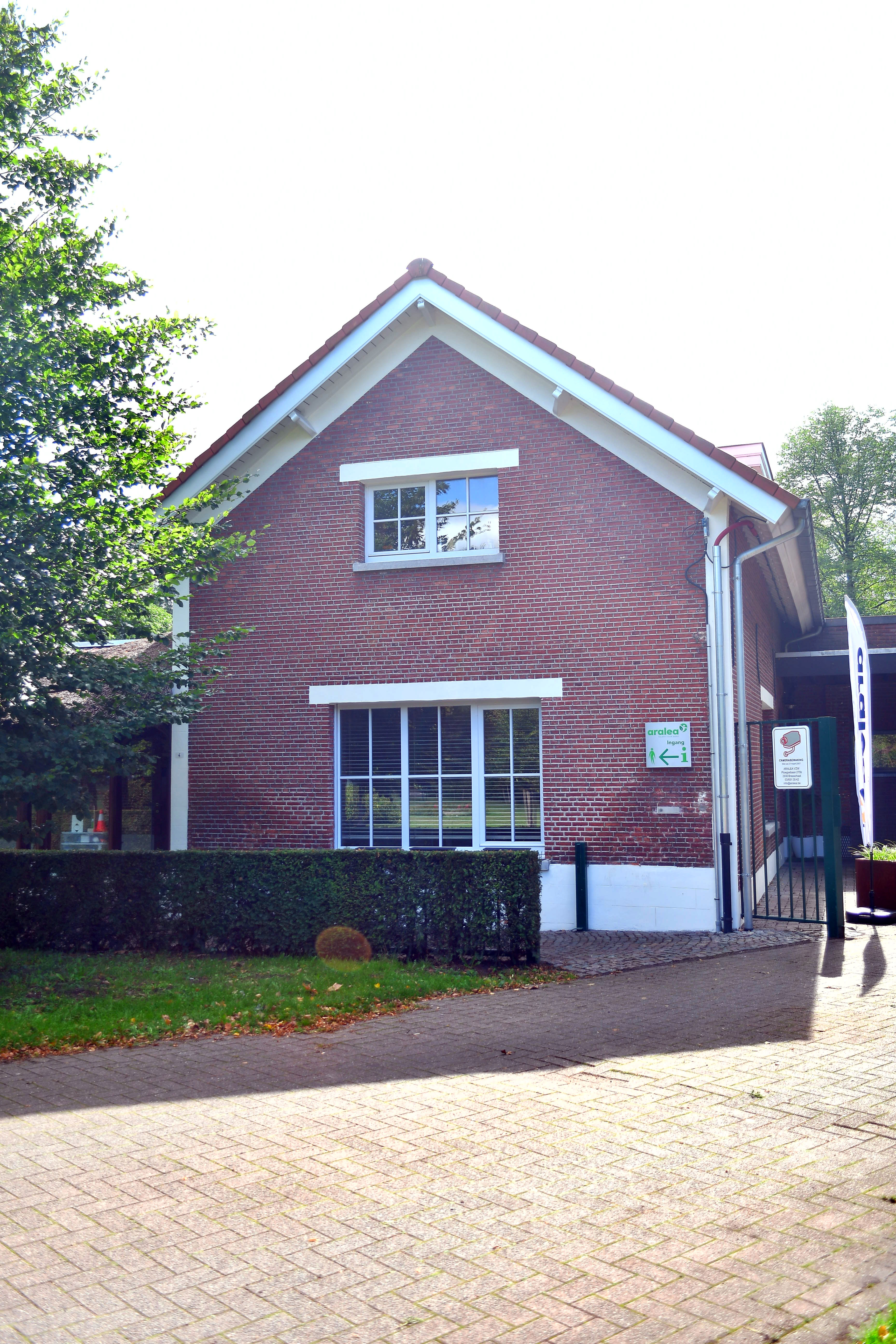 aralea-lokaalverhuur-zaal-linde-buiten.JPG