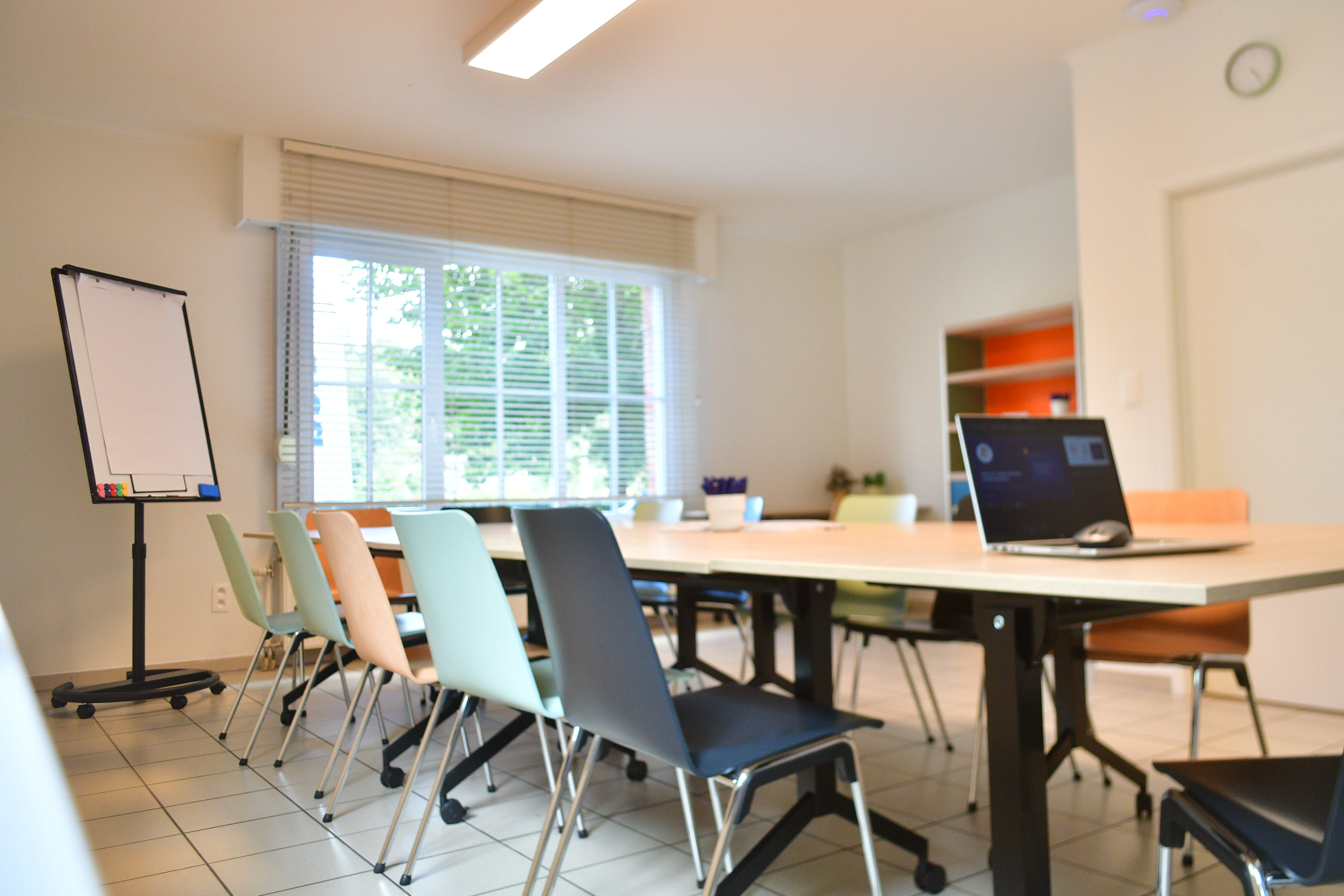 aralea-lokaalverhuur-zaal-linde-tafel2.JPG